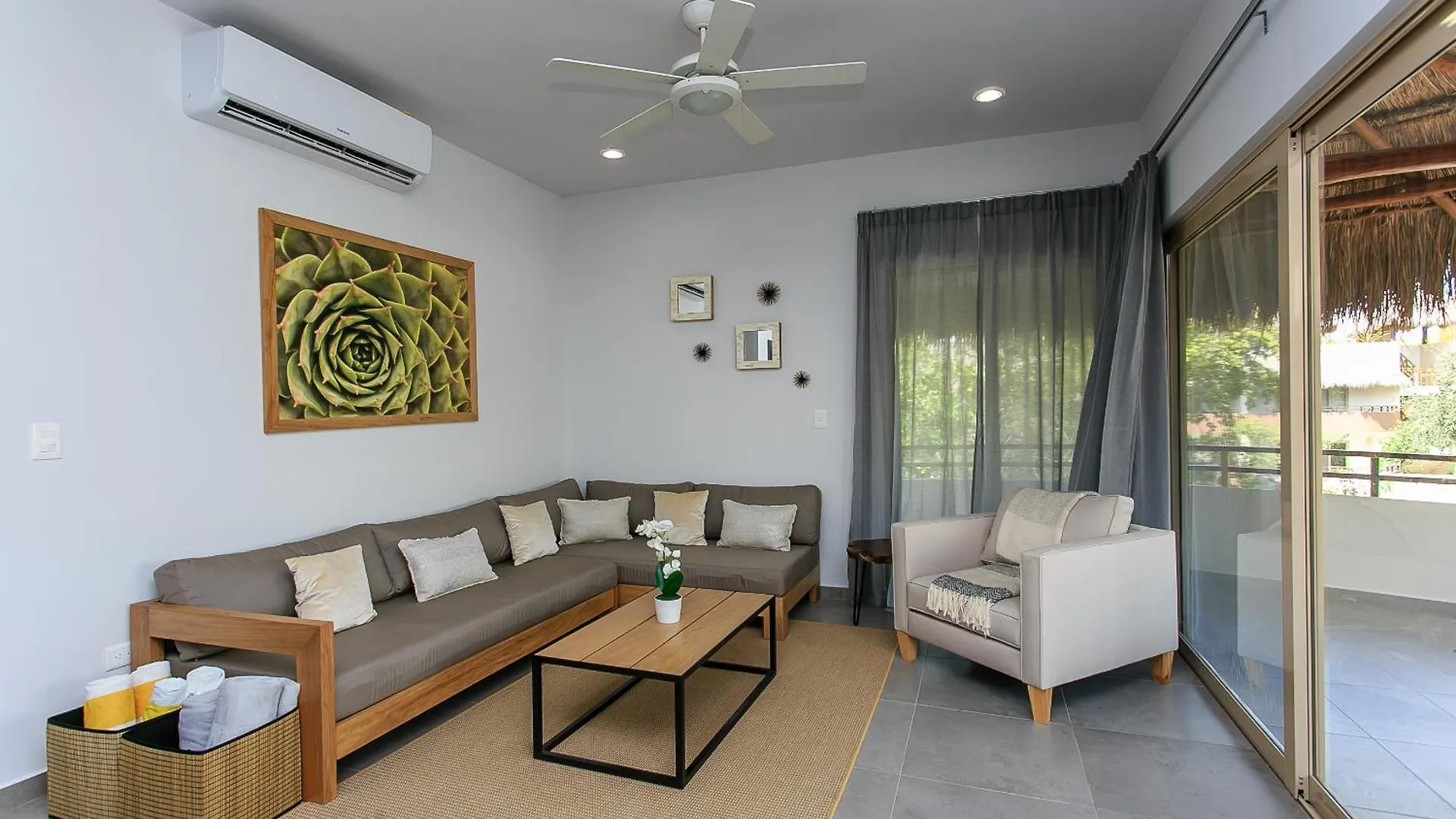 2Br 2Ba Penthouse With Private Rooftop Terrace Tulum